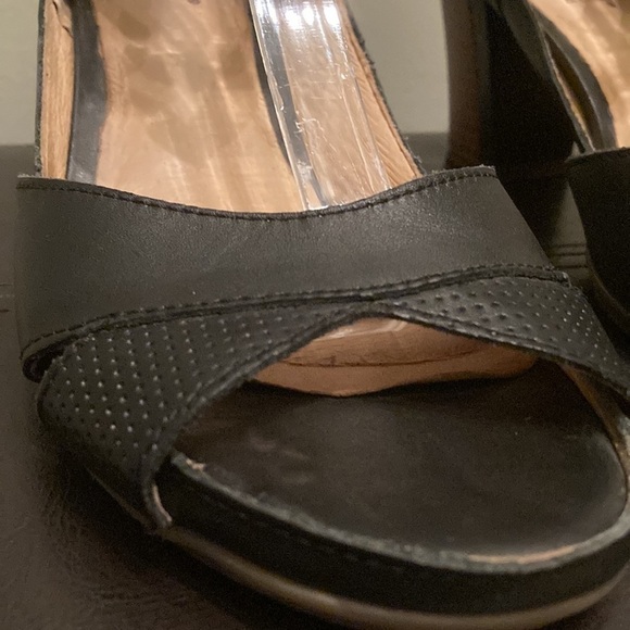 Pikolinos Black Stacked Heel Peep Toe Shoes - Picture 4 of 14
